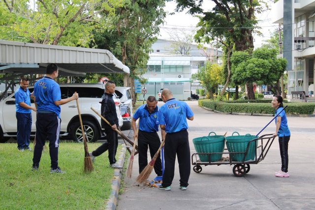 วิทยาลัยการทัพอากาศ กรมยุทธศึกษาทหารอากาศ จัดกิจกรรม    “Big Cleaning Day” เนื่องในโอกาสวันคล้ายวันพระบรมราชสมภพ พระบาทสมเด็จพระบรมชนกาธิเบศร มหาภูมิพลอดุลยเดชมหาราช บรมนาถบพิตร วันชาติ และวันพ่อแห่งชาติ