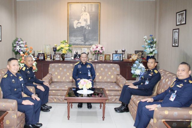 ผู้ช่วยผู้บัญชาการทหารอากาศ ให้เกียรติบรรยายพิเศษหัวข้อ “การคิดเชิงวิพากษ์”  ในหลักสูตรการทัพอากาศ รุ่นที่ ๖๐