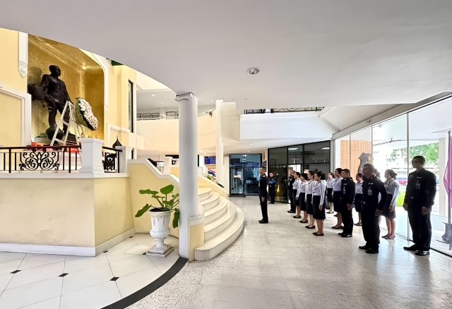 พิธีวางพวงมาลา เนื่องใน "วันพระบิดาแห่งกองทัพอากาศไทย"