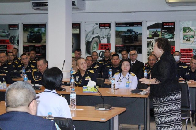 คณาจารย์และนักศึกษาวิทยาลัยการทัพอากาศ รุ่นที่ 60 ศึกษาดูงาน บริษัทชัยเสรีเม็ททอลแอนด์รับเบอร์ จำกัด เพื่อเสริมองค์ความรู้ด้านนวัตกรรมยุทโธปกรณ์