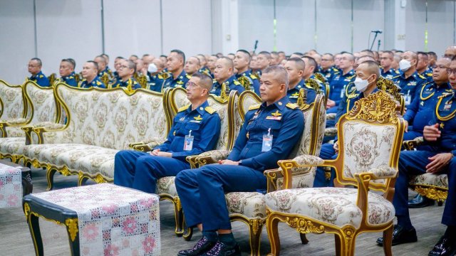 การบรรยายของหน่วยราชการในพระองค์