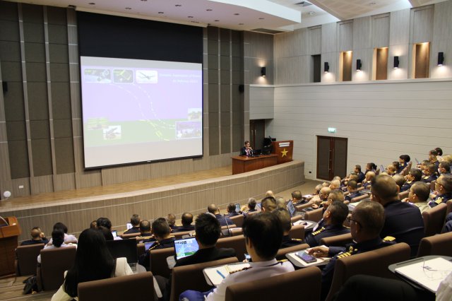 ที่ปรึกษาคณะอนุกรรมาธิการกิจการทางทหารด้านไซเบอร์ เทคโนโลยี อาวุธยุทโธปกรณ์ และอุตสาหกรรมป้องกันประเทศ บรรยายพิเศษแก่นักศึกษาวิทยาลัยการทัพอากาศ รุ่นที่ ๕๙