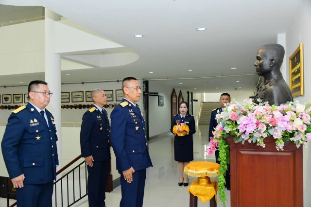 พิธีเปิดการศึกษาหลักสูตรการทัพอากาศ รุ่นที่ ๖๐ ประจำปี ๒๕๖๙