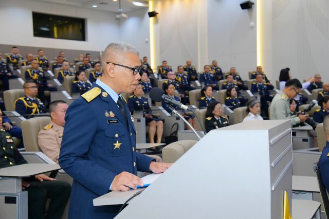 พิธีเปิดการศึกษาหลักสูตรการทัพอากาศ รุ่นที่ ๖๐ ประจำปี ๒๕๖๙