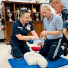 การจัดอบรมการปฐมพยาบาลฟื้นคืนชีพ (CPR) และการใช้เครื่องกระตุกหัวใจไฟฟ้าอัตโนมัติ (AED) 