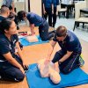 การจัดอบรมการปฐมพยาบาลฟื้นคืนชีพ (CPR) และการใช้เครื่องกระตุกหัวใจไฟฟ้าอัตโนมัติ (AED) 