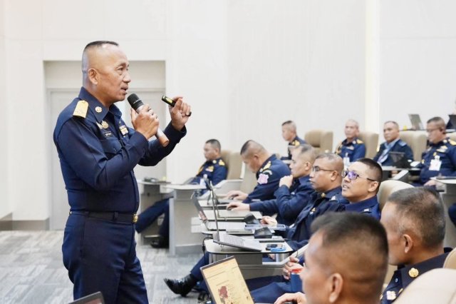 การบรรยายพิเศษโดยประธานที่ปรึกษาพิเศษกองทัพอากาศ ให้แก่นักศึกษาหลักสูตรการทัพอากาศ รุ่นที่ ๖๐