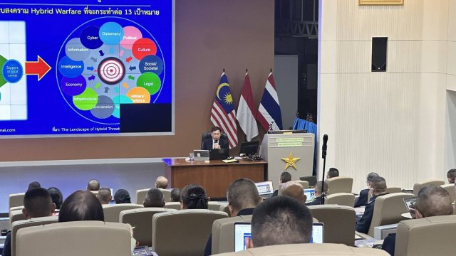 การบรรยายพิเศษเรื่อง “โดรน: ภัยคุกคามทางอากาศรูปแบบใหม่”  โดย พล.อ.อ.สุพิจจารณ์ ธรรมวาทะเสรี